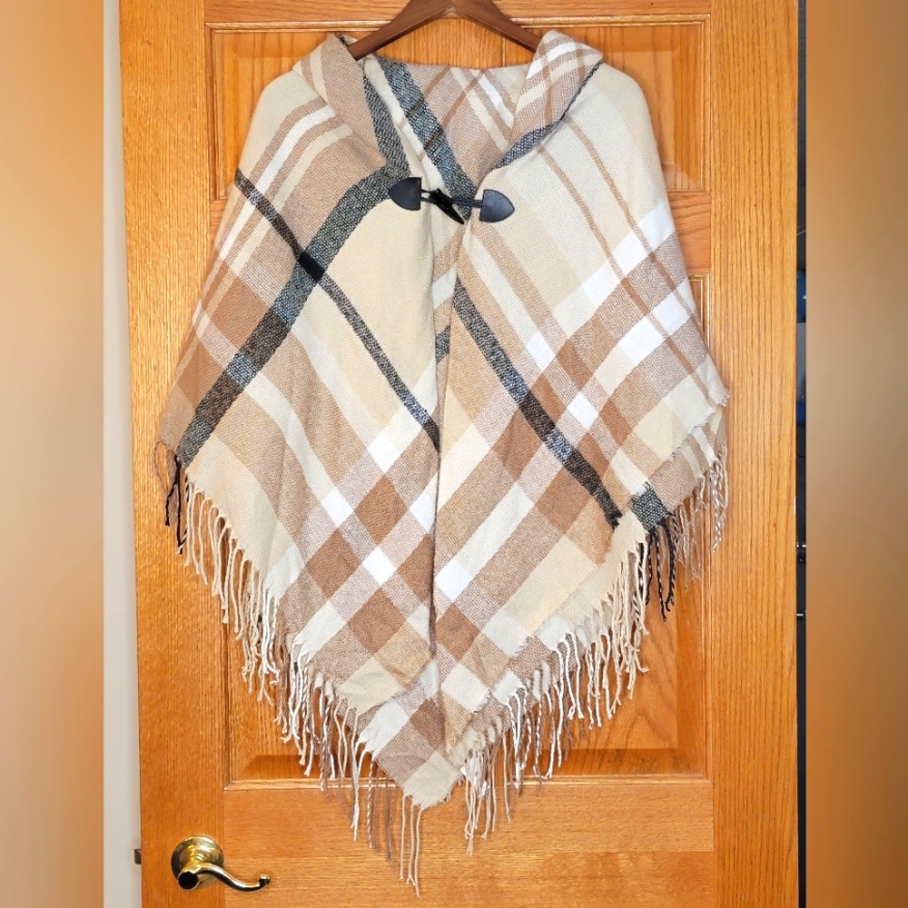 West Loop Plaid Tartan Poncho Ivory Tan Black One Size